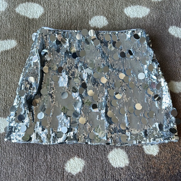 Sequin Mini Skirt - Picture 2 of 8